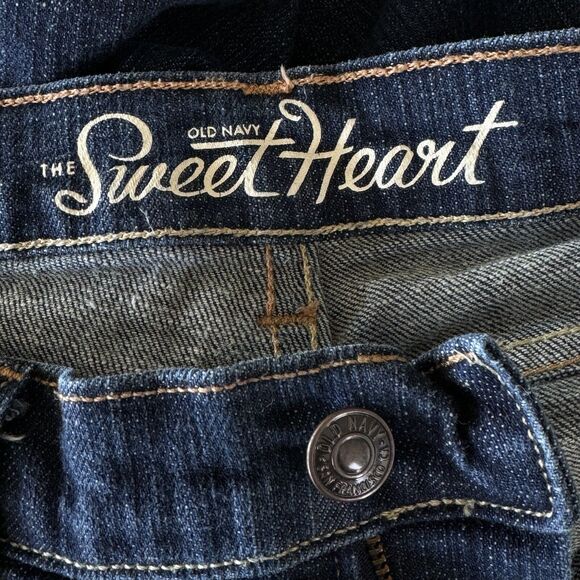 Old Navy SZ 4 SHORT Sweetheart Jeans Mid-Rise Dark Wash Pockets Zip-Fly Blue - Picture 7 of 9
